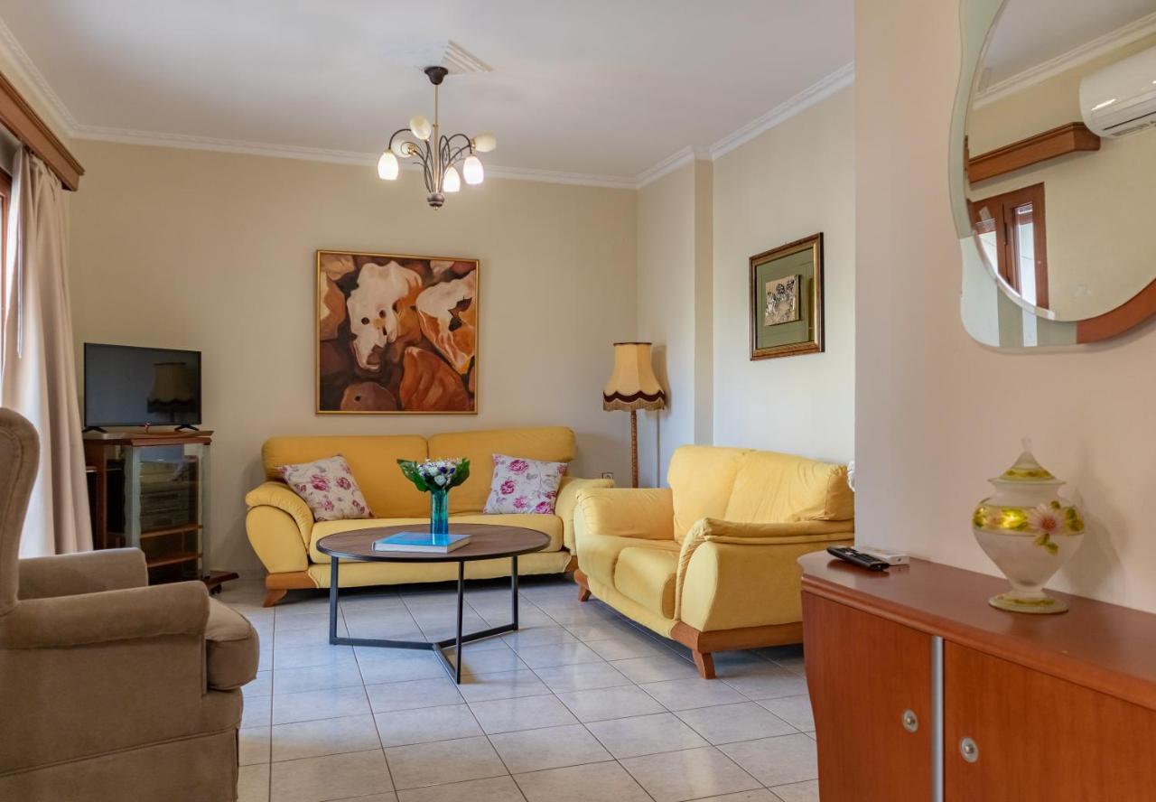 Apartment Bolero